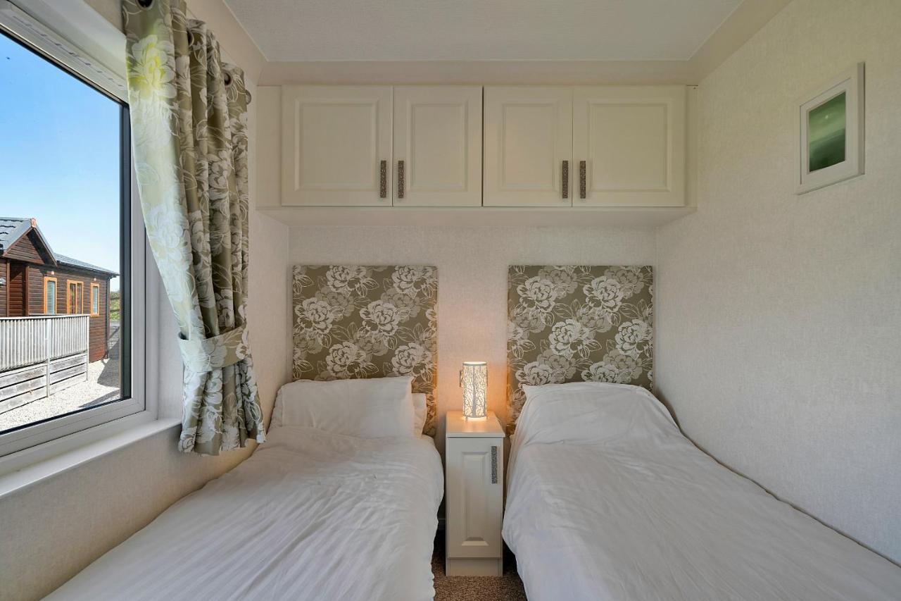 Finest Retreats - Seacroft Villa Torpoint Exteriör bild