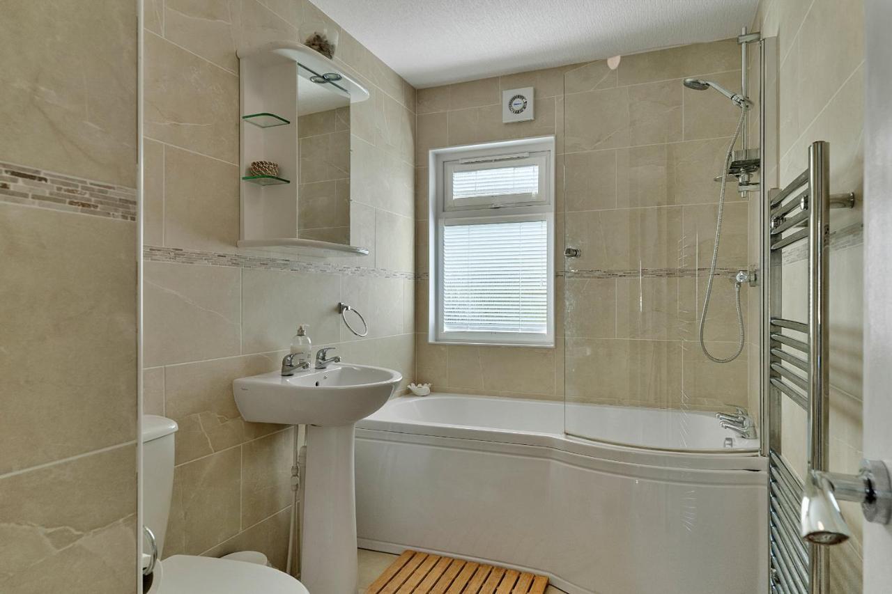 Finest Retreats - Seacroft Villa Torpoint Exteriör bild